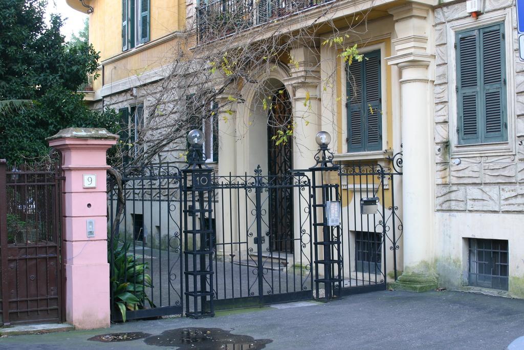 Andenis Luxury House Hotel - Rome — Photos 1